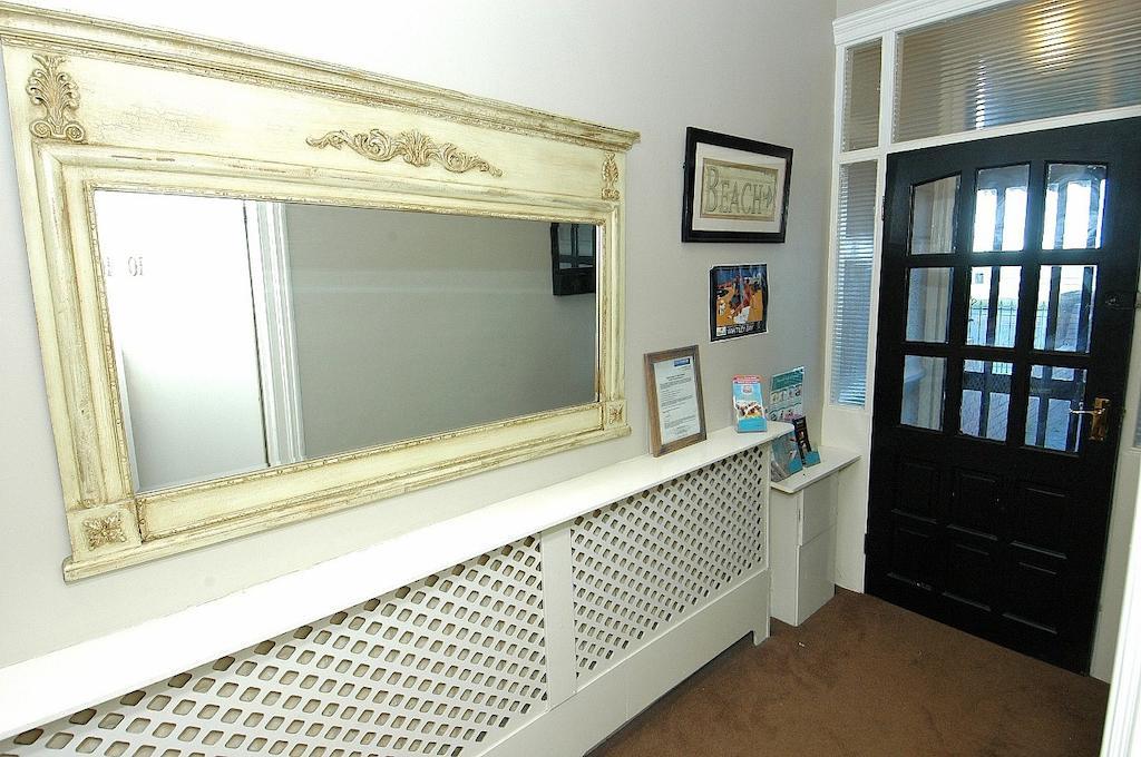 Cara Guesthouse Whitley Bay Exterior foto